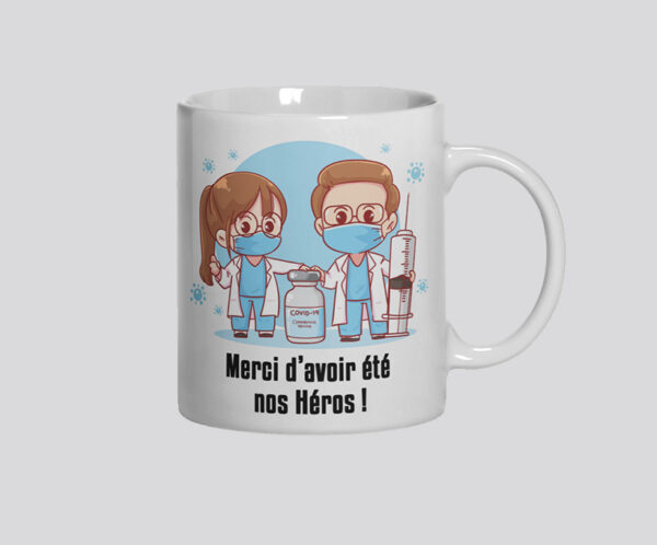 MUG001 - Merci Héros